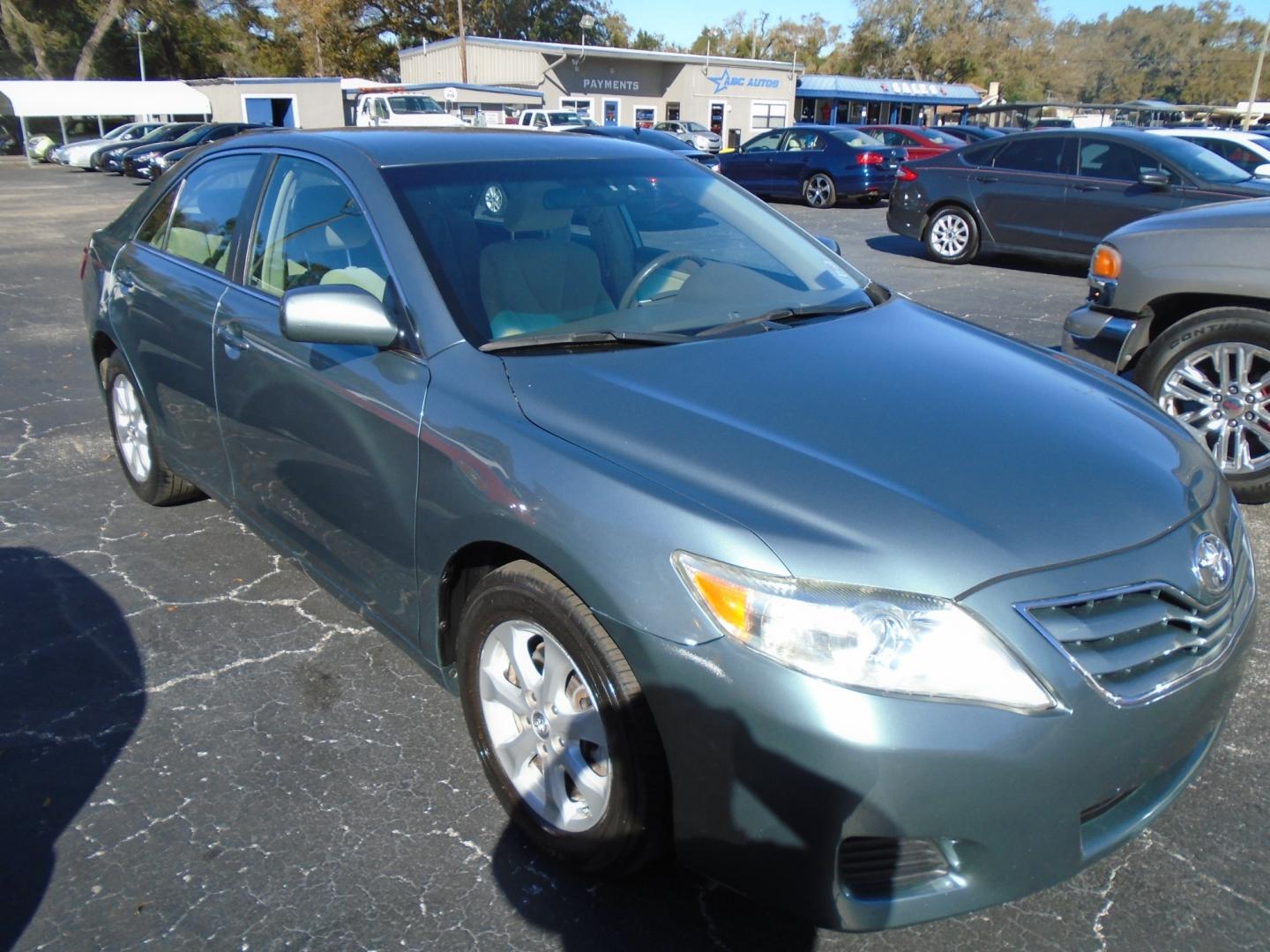 2011 Toyota Camry SE 6-Spd MT (4T1BF3EK8BU) with an 2.5L L4 DOHC 16V engine, 6-Speed Manual transmission, located at 6112 N Florida Avenue, Tampa, FL, 33604, (888) 521-5131, 27.954929, -82.459534 - Photo#2